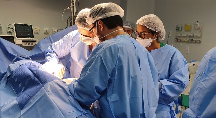 Rede Meridional se consolida com centro de formação de cirurgia robótica no Estado, totalizando 13 cirurgiões certificados e 30 procedimentos mensais