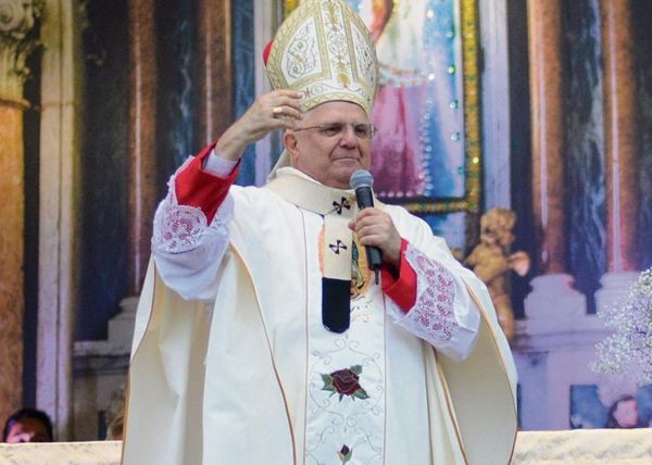 Dom Luiz Mancilha Vilela durante a Festa da Penha em 2017: arcebispo emérito vai passar por cirurgia de retirada de vesícula