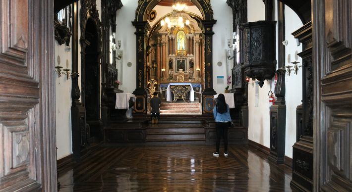 Por causa da pandemia, acesso ao local onde está a famosa imagem de Nossa Senhora da Penha estava fechado desde março do ano passado