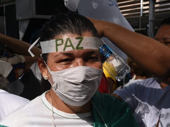 Grupo "Grito dos Excluídos" faz manifestação e Vitória por Carlos Alberto Silva