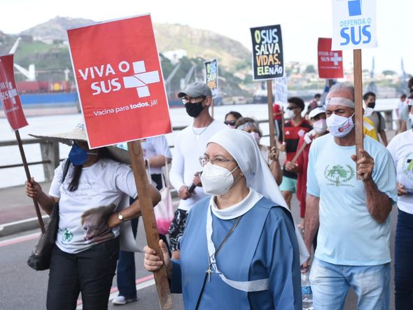 Grupo "Grito dos Excluídos" faz manifestação em Vitória por Carlos Alberto Silva