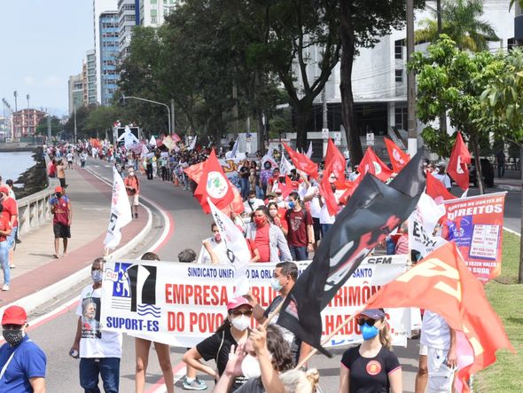 Grupo "Grito dos Excluídos" faz manifestação em Vitória por Carlos Alberto Silva