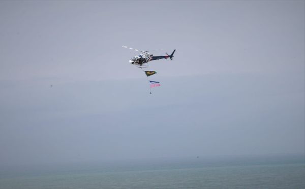 Helicópteros do Notaer sobrevoam orla da Grande Vitória por Notaer/Divulgação