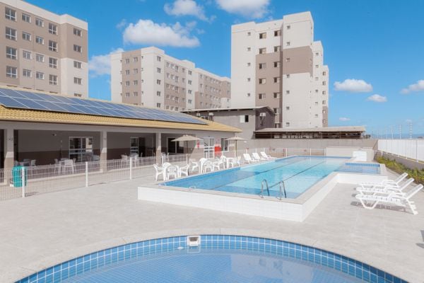 Os empreendimentos incluem opções de apartamentos de 2 e 3 quartos, área de lazer mobiliada, com piscina, salão de festas, churrasqueira e playground, entre outros, além de elevador em todas as torres e uma estrutura de segurança completa.