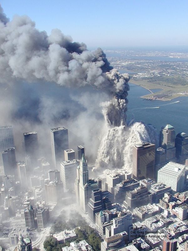 Nova York de novo ângulo dos atentados terroristas de 11 de setembro contra o World Trade Center