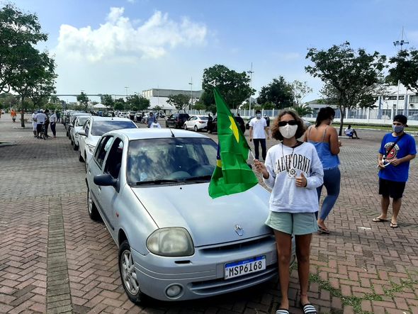 MBL e Vem Pra Rua protestam por impeachment de Bolsonaro em Vitória por Fernando Madeira