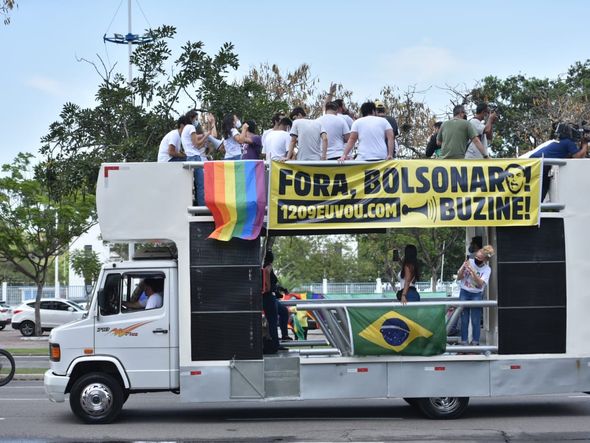 MBL e Vem Pra Rua protestam por impeachment de Bolsonaro em Vitória por Fernando Madeira