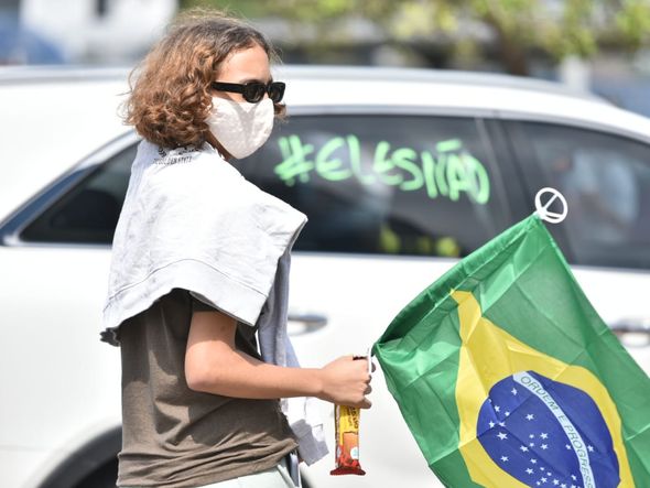 MBL e Vem Pra Rua protestam por impeachment de Bolsonaro em Vitória por Fernando Madeira