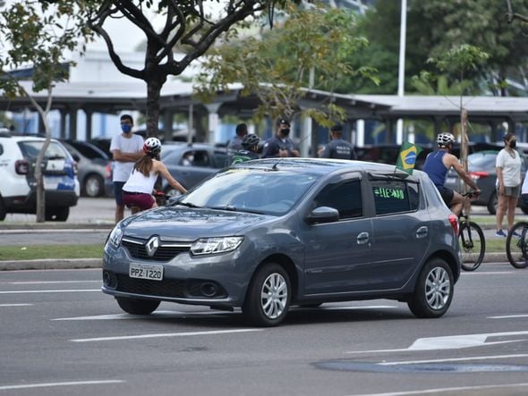 MBL e Vem Pra Rua protestam por impeachment de Bolsonaro em Vitória por Fernando Madeira