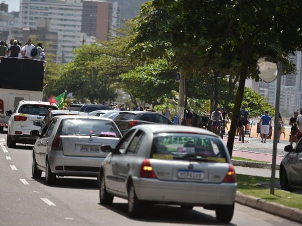 MBL e Vem Pra Rua protestam por impeachment de Bolsonaro em Vitória por Fernando Madeira