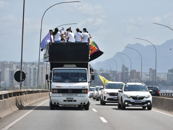 MBL e Vem Pra Rua protestam por impeachment de Bolsonaro em Vitória por Fernando Madeira