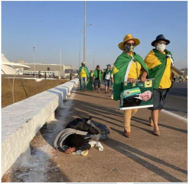 Passando a Limpo: Post usa montagem de foto no 7 de Setembro para atacar senador
