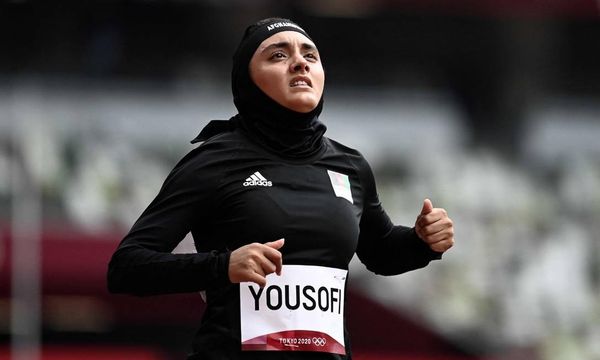 Kimia Yousofi foi obrigada a sair do seu país para continuar praticando esporte