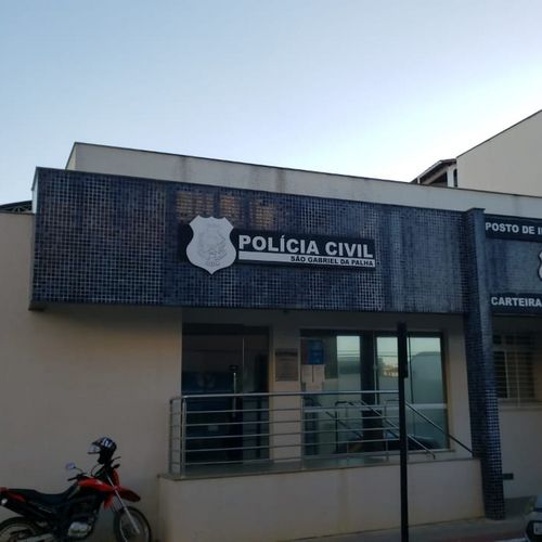 Segundo informações apuradas pela reportagem, o adolescente era irmão de criação da menina de 11 anos e primo do menino de 6 anos