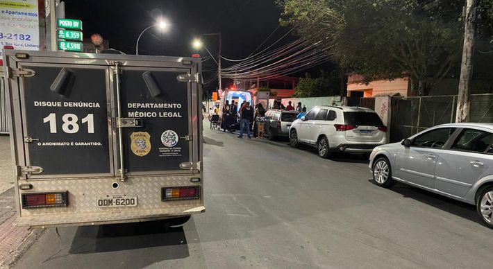 A menina estava na cadeirinha da bicicleta conduzida pela mãe, segundo apuração da TV Gazeta Norte. Atropelamento ocorreu no início da noite desta terça-feira (14)