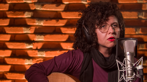 Indicada ao Grammy Latino, Roberta Campos participou do projeto 