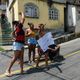 Imagem - Moradores protestam após morte de jovem durante confronto com a PM em Vitória