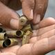 Imagem - Criminosos se passam por entregadores e atiram contra moradores em Vitória
