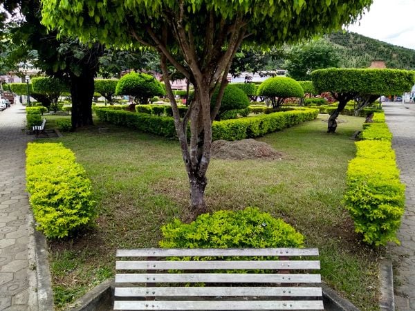 Jardim Municipal de Muqui por Divulgação/ PMM