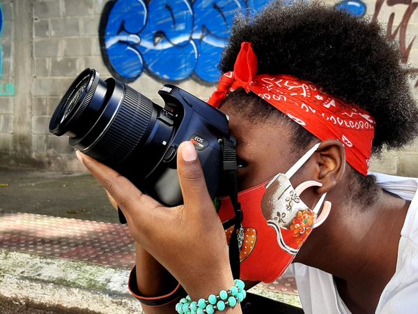 Olhai por Nós, projeto ensina fotografia nos Morros do Centro de Vitória por Reprodução Olhai por Nós