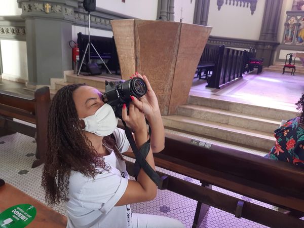 Olhai por Nós, projeto ensina fotografia nos Morros do Centro de Vitória por Reprodução Olhai por Nós