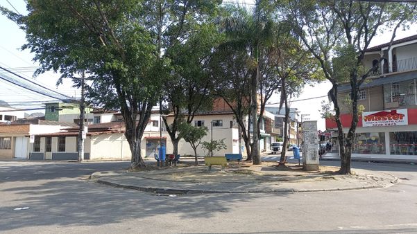 Praça do bairro José de Anchieta, na Serra. Tiroteiro no bairro deixou seis pessoas feridas
