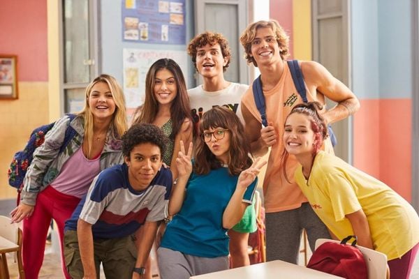 Galera reunida para a aula: cena do filme