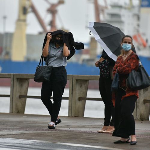 Primavera começa com chuva e ventos fortes no Espírito Santo