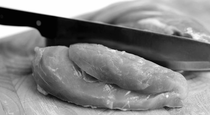 É um retrato de um país que está precisando fazer sacrifícios para garantir a alimentação. Itens básicos como arroz, feijão e macarrão também estão sendo menos consumidos