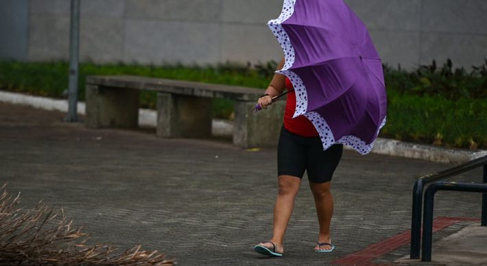 A entrevistada é a meteorologista Dóris Palma, do Climatempo