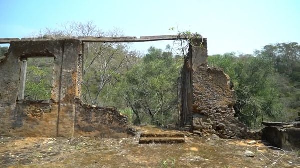 Vale da Lua Capixaba, em Santa Leopoldina, possui ruínas da Casa de Pedra por Samy Ferreira/TV Gazeta
