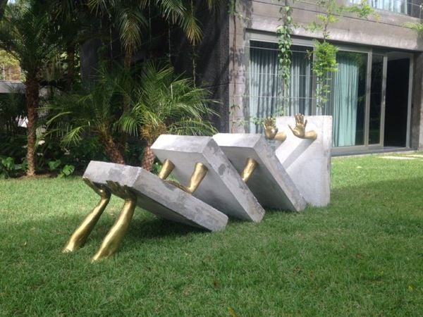 Escultura Karma, obra de Antônio Bokel