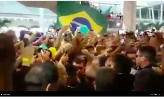 Passando a Limpo: Vídeo de Bolsonaro ovacionado em aeroporto foi feito em Natal, e não em Nova York