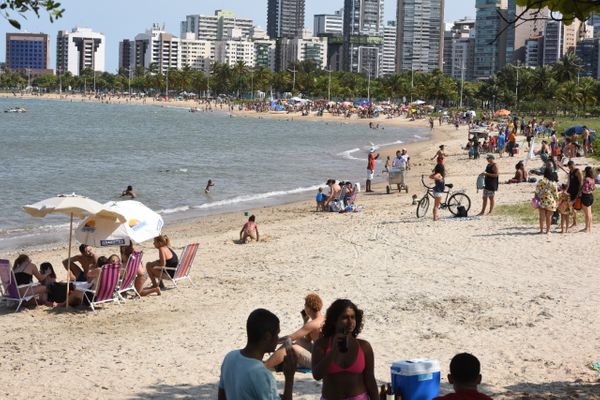 Primeiro domingo da Primavera é de sol, praia e vento por Carlos Alberto Silva