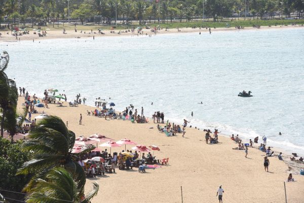 Primeiro domingo da Primavera é de sol, praia e vento por Carlos Alberto Silva