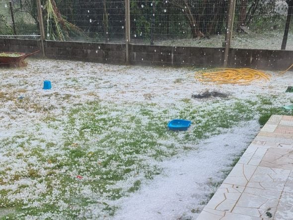 Chuva de granizo também foi registrada em Santa Teresa nesta quinta-feira (30) por Leitor | A Gazeta