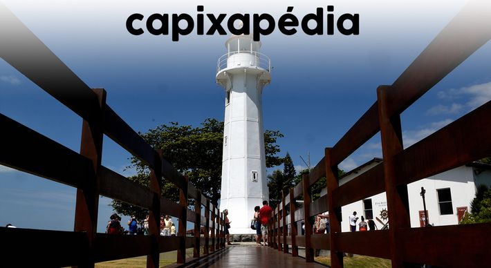 Em funcionamento, farol é marcador seguro para a navegação. Com peças que vieram da Escócia, estrutura foi montada em 1871 e é a montagem mecânica mais antiga do Estado