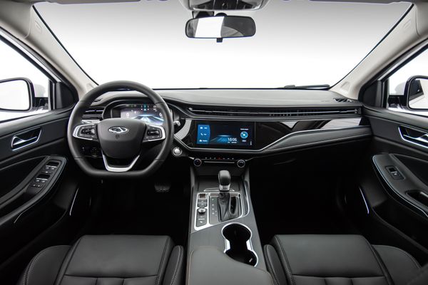 Com uma das maiores dimensões externas da categoria, o modelo garante mais espaço interno  seus ocupantes por Caoa Chery/Divulgação