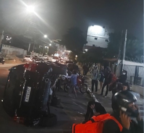 Acidente envolvendo motoboy em Vila Velha