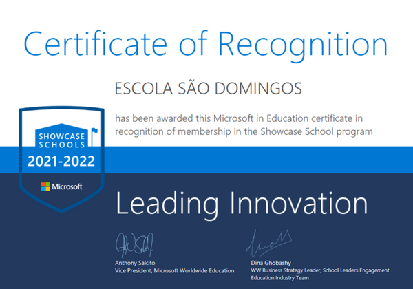 Certificado formaliza a Escola São Domingos como Showcase School da Microsoft.