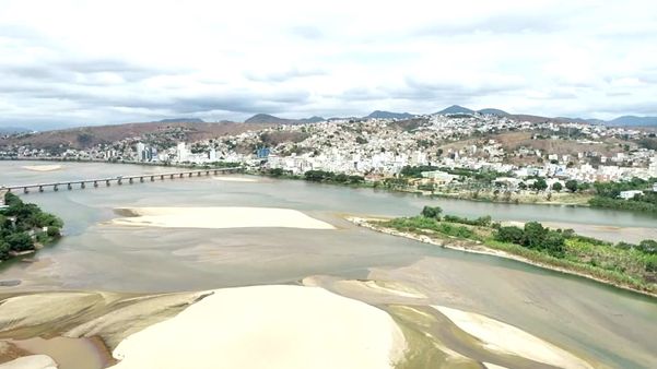Imagens de drone do Rio Santa Maria