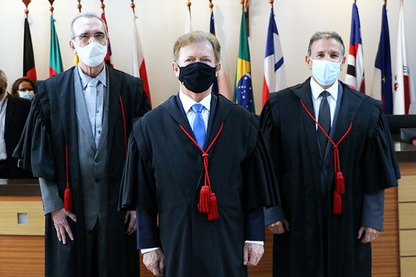 Os desembargadores Dair José de Oliveira, Fábio Clem e Carlos Simões vão compor a Mesa Diretora do Judiciário no próximo biênio