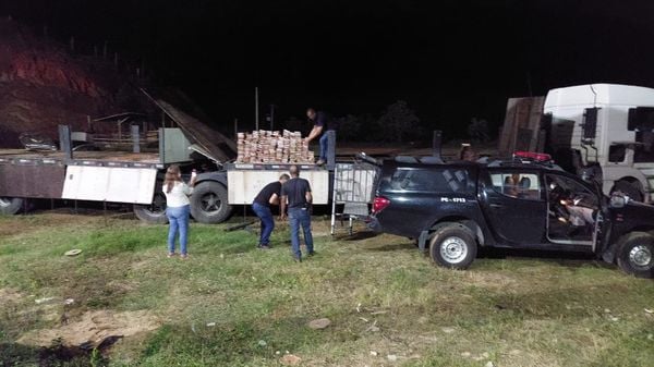 Polícia apreende 350 kg de cocaína que iriam do ES à Europa em chapa de granito por Polícia Civil