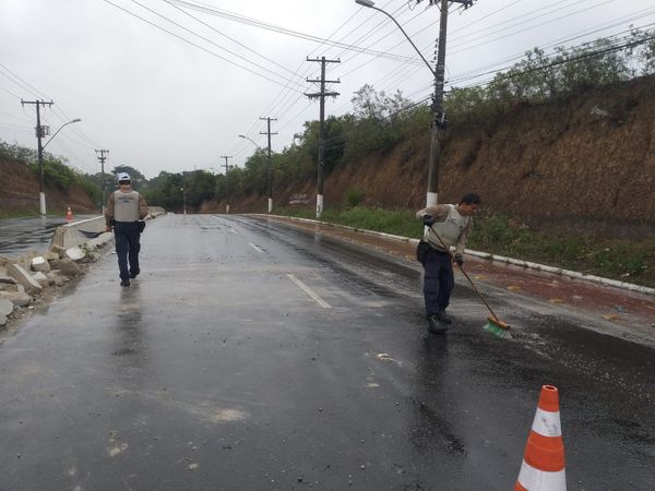 Acidente na Avenida Norte Sul, na Serra por Agente Negrelli