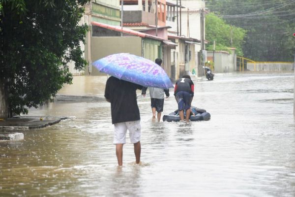 Ruas do bairro Nova América, Vila Velha por Carlos Alberto Silva 