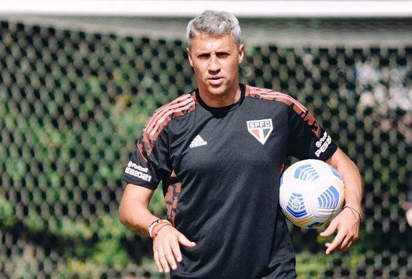  Hernán Crespo  não resistiu aos resultados e desempenho ruins nos últimos meses de trabalho no São Paulo