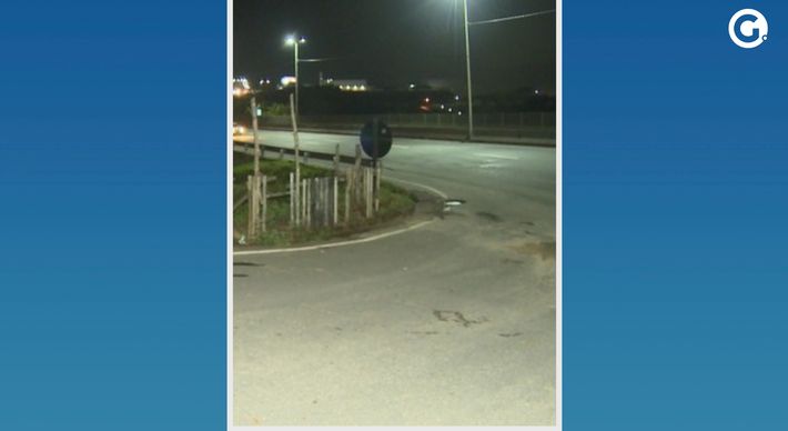 De acordo com as informações registradas na Polícia Civil, o corpo foi localizado nesta terça-feira (12), após moradores acionarem os policiais militares