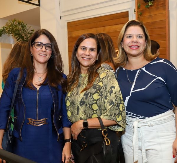 Andreza Devens, Graziela Vargas e Leticia Amaral 