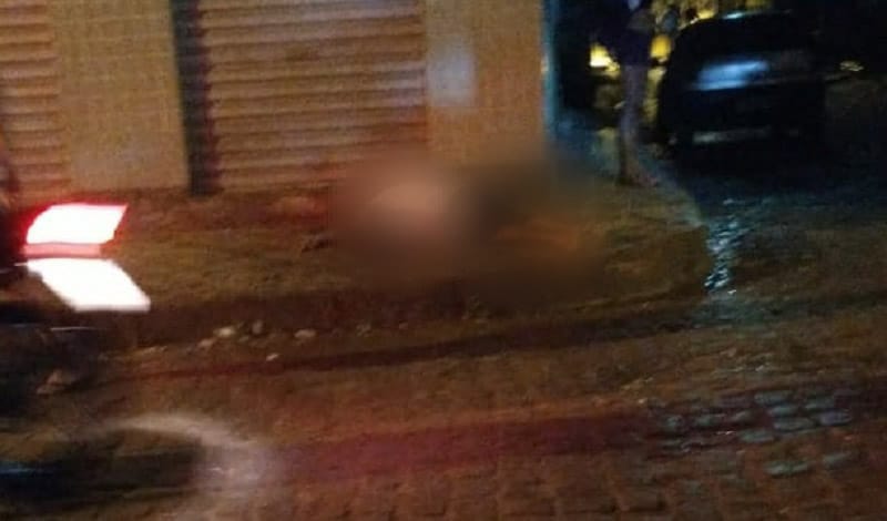 A Gazeta Com Filho No Carro Homem é Morto A Tiros Em Rua De Cachoeiro