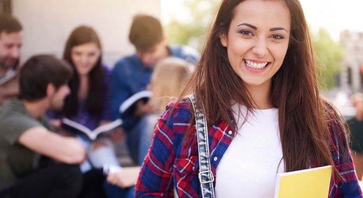Oportunidades são destinadas a estudantes de níveis médio, técnico, superior e de pós-graduação; chances são para a Grande Vitória e interior do Estado